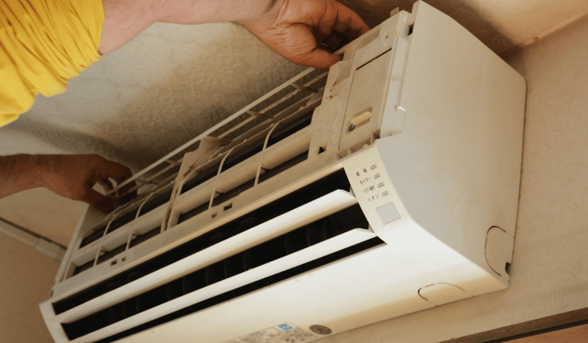 Bornova Midea Klima Tamiri